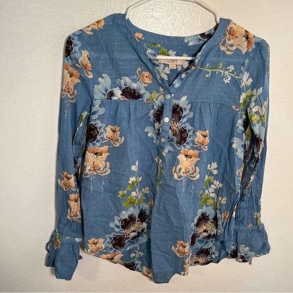 Loft Popover Blouse Light Blue Metallic Floral - Picture 2 of 12